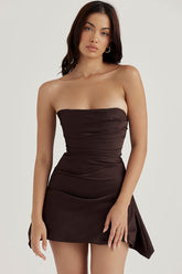 Robe courte bustier en satin soyeux à bordure plissée et bordure en dentelle - Chocolat
